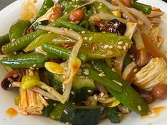 -陈熹公民族美食文化餐厅(中华广场店)