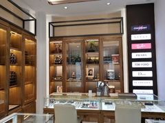 -回瑞眼镜·蔡司·依视路官方授权店(广益路万达店)