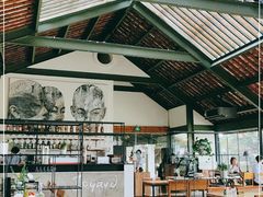-喜洲吧·江畔老船厂·庭院餐厅(喜临院店)