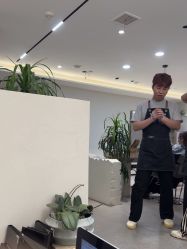 -SUNLON秀隆时尚烫染定制沙龙
