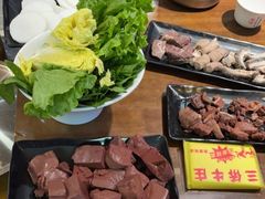 -三侨牛庄(云浮店)