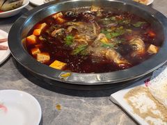 -忘情水鱼头·鲜鱼火锅(滨江中路店)