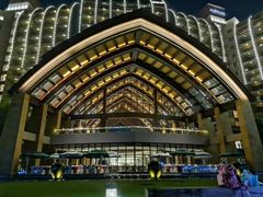 -三亚湾海居铂尔曼度假酒店