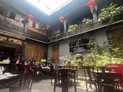 -蔼若春.传承三十年云南菜(金碧公园店)