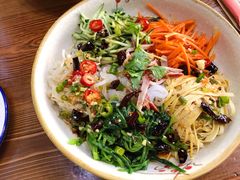 大拌菜-五谷粮煎饼卷大葱(景星店)