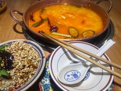 -洱火云南酸菜牛肉火锅(石景山当代商城店)