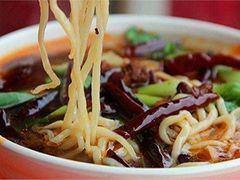 -鹍记特色牛杂面