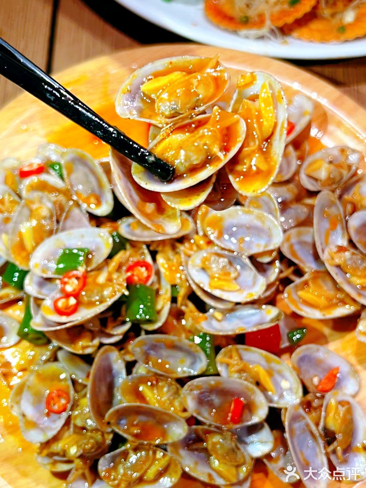 三亚必吃榜🔝的海鲜店，因为他🥰我已经爱上三亚了！