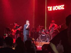 -TZ House音乐现场(来福士中心店)