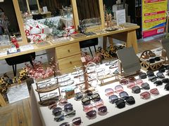 -肆兮眼镜·蔡司·徕卡战略合作店(大坪店)