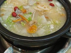 -九寨特色牦牛肉汤锅 羊肉汤锅