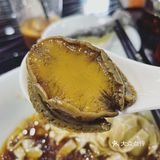 不完整的完整感，無礙碗中甘美，化作口中柔軟的雲雨。叁