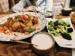 -盾亚新疆餐厅(松江万达广场店)
