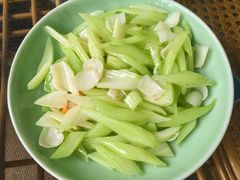 -胡记私家菜(梁清路店)