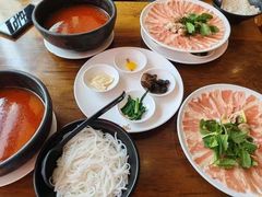 -桥香园过桥米线(国贸店)