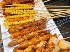 -卞二小串·鹤岗烧烤·坑烤(永定路店)