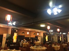 -东方之猪四更烤乳猪(金垦总店)