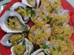 -小辣妹川味海鲜加工店(第一市场椰风巷店)