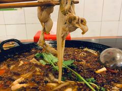 -鸿顺老铁锅美蛙鱼府(解放碑店)