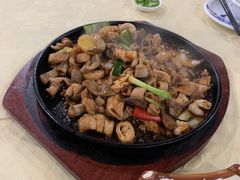 -标记美食新鲜猪杂(兴南大道店)