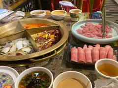 -沸炉重庆老火锅(军事博物馆店)