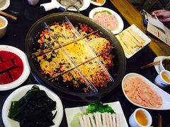 -纸盐河码头火锅(十八梯店)