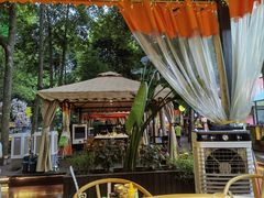 -二荆条·蜀鲜汇城市森林火锅