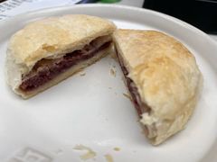 现烤玫瑰鲜花饼-云海肴·云南小炒·汽锅鸡(曲江大悦城店)