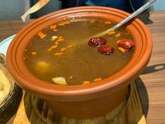 -有红鸡毛店·川菜(建设路店)