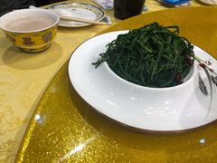 炝拌草原沙葱-德乐海蒙餐