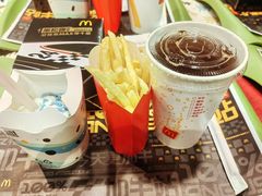 -麦当劳(卫星广场店)