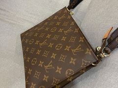 -LV路易威登(德基广场店)