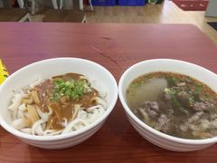 -阿波潮汕牛肉火锅·汤粉面(拱北店)