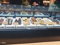 面包甜点陈列柜-SEA西雅图海鲜自助餐厅(海乐世界店)
