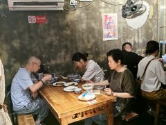 大堂-沪西老弄堂面馆(定西路店)