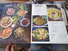 -Kub Kao Kub Pla (Terminal21)