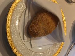 酿焗鲜蟹盖jpg-唐阁(香港朗廷酒店)