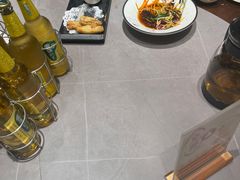 -东口码头·烧鸽子·鱼头泡饼·地方菜(金鹰悦城店)