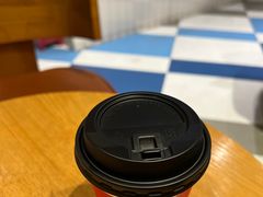 -85度C(生甜甜圈研究工坊·上海平凉店)