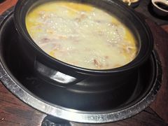 -大匠工房古船木艺术餐厅·猪肚鸡专门店(长白仙岛店)