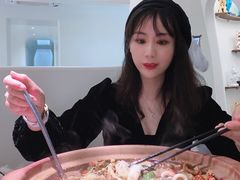 肥肠牛蛙砂锅-马头巷·食景园(苏州总店)