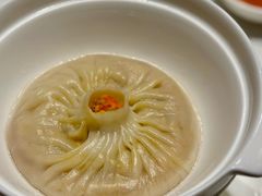 蟹粉汤包-屋里厢上海菜馆