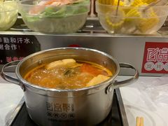 -百品聚旋转火锅(号外店)