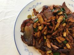 萝卜干腊肉-新新湘菜馆(新中街二条店)