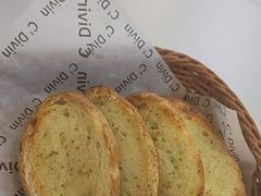 蒜香法棍-库滋明·俄罗斯特色美食(中央大街店)