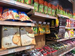 -来伊份1038(新村路三店)