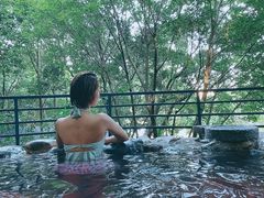 -湖泉半山温泉