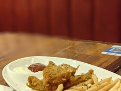 -玛格萝妮比萨屋(陆家浜路店)