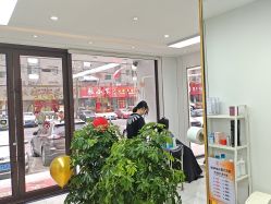 -阿三造型烫染•接发
