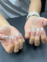 -芊屿芊浔美甲